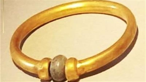 المشدد 15 عامًا للمتهمين الأول والثاني في سرقة الأسورة الأثرية من المتحف المصري