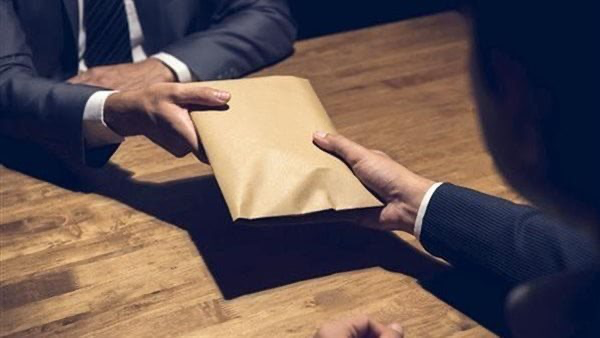 السجن المشدد 10 سنوات لـ6 متهمين في قضية رشوة وزارة الري