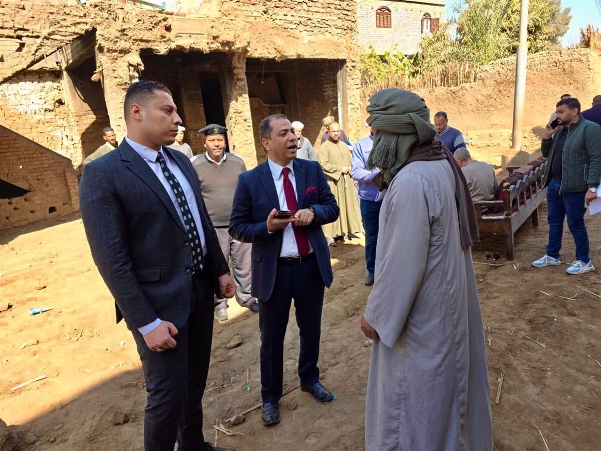 بعد مصرع أحد قاطنيه.. النيابة الإدارية تحقق في انهيار عقار بدشنا