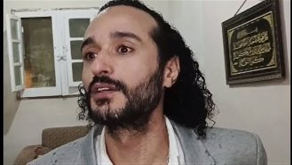 بدء التحقيق مع أحمد دومة في اتهامه بنشر أخبار كاذبة