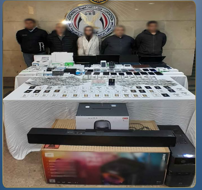 ضبط تشكيل عصابي بالقاهرة والمنوفية استولى على ملايين عبر 600 عملية نصب إلكتروني لشركة اتصالات