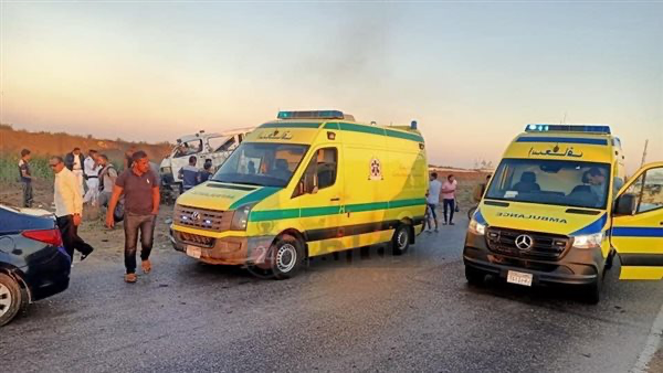 حادث تصادم 4 سيارات بالقاهرة الجديدة وأنباء عن مصابين