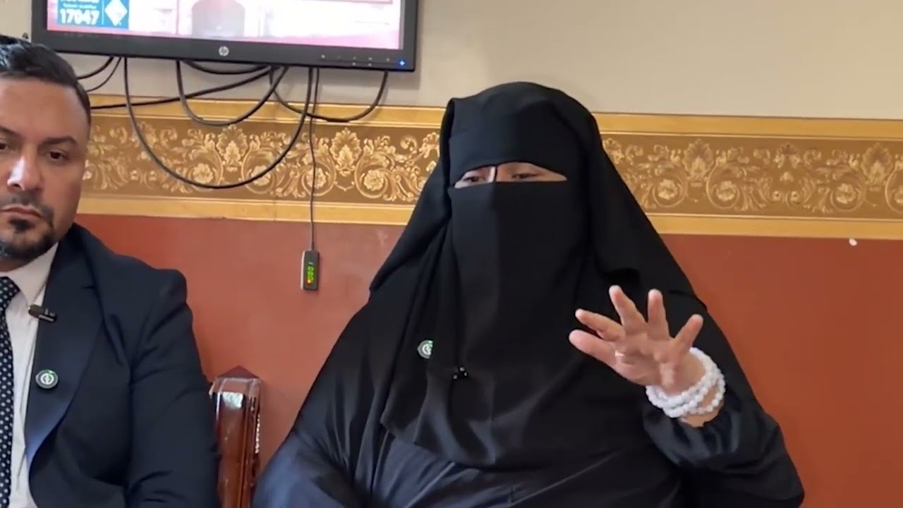 صحيت مولعة نار، أمها : الكاميرات سجلت شرائه للبنزين ، وهو بينكر وقسيمة الجواز اختفت